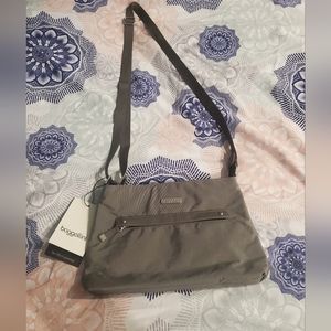 Baggallini gray crossbody bag NWT